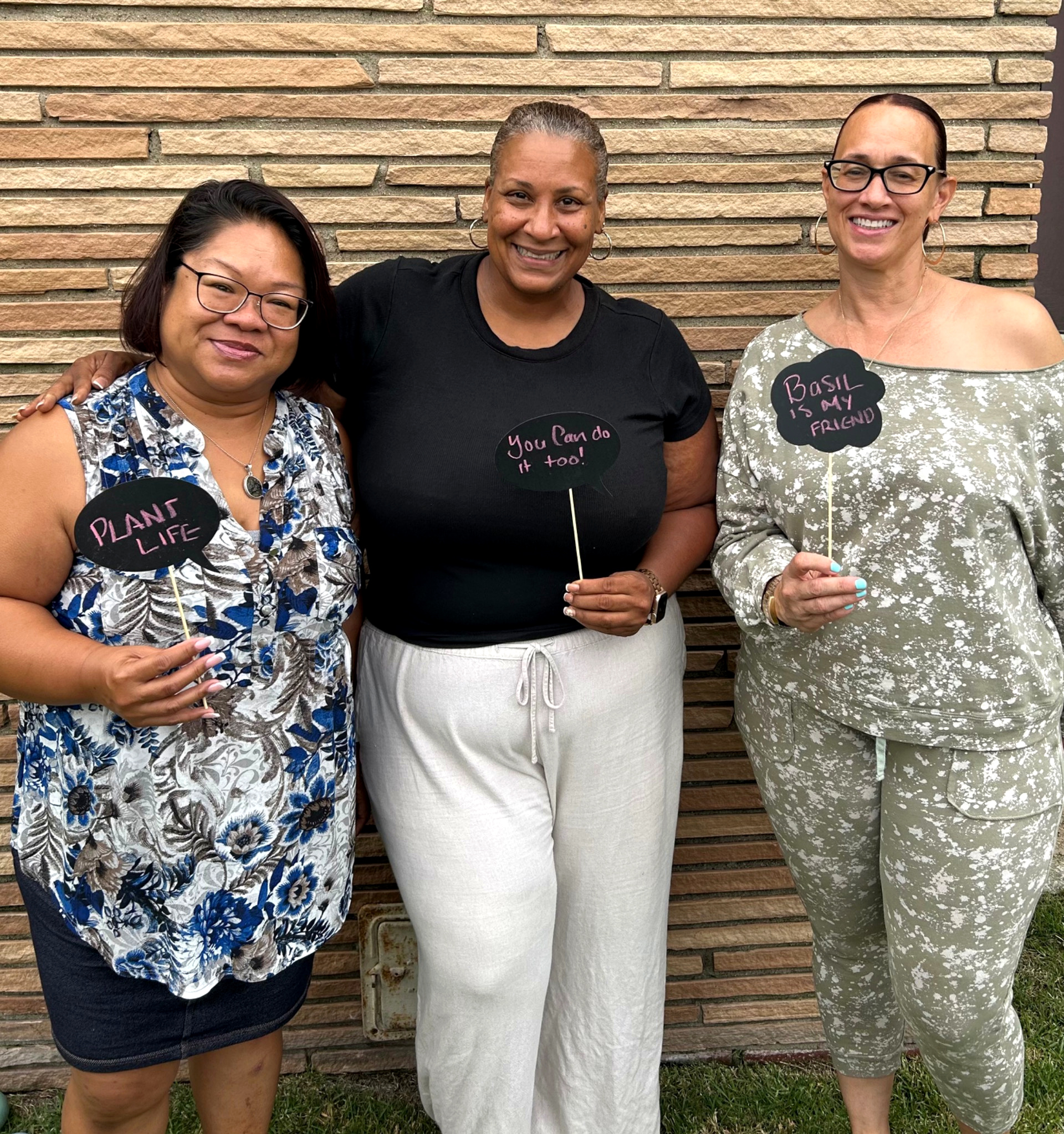 Where Community Grows: “You Can Do It Too!” Farm Stand Shares Plants, Knowledge, and Inspiration